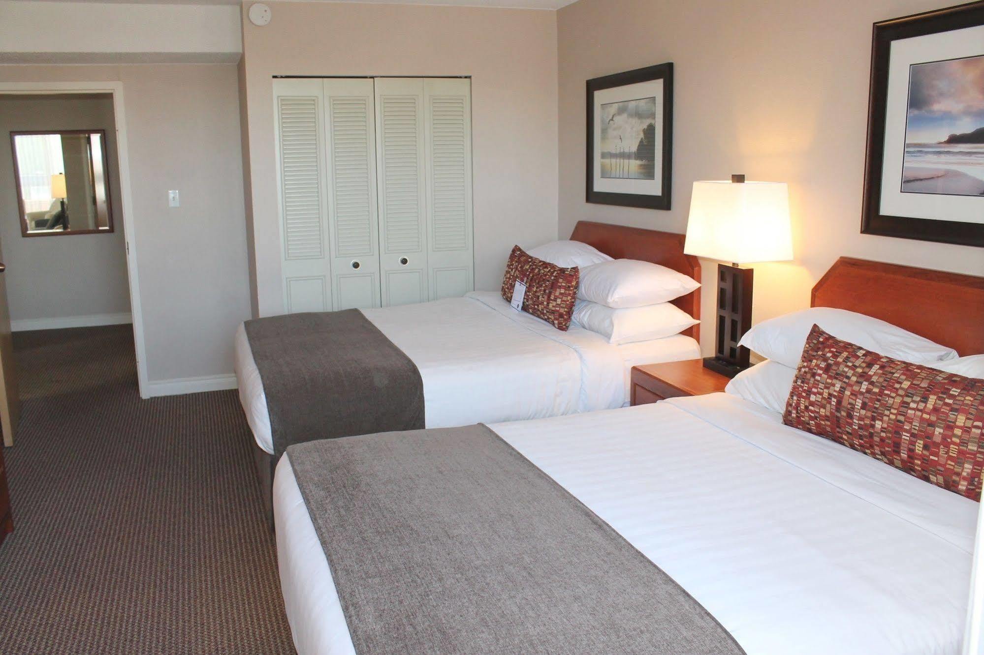 The Embassy 3*